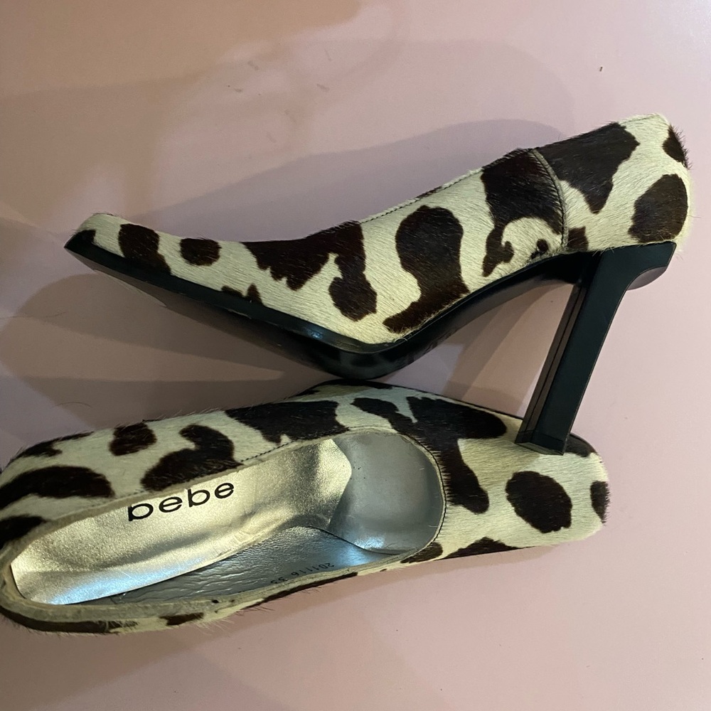 Bebe Women's fuzzy  cow print heels